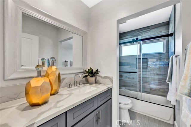 MLS #OC25175517 image #34