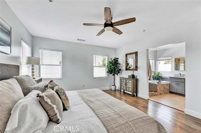 MLS #OC25175517 image #36