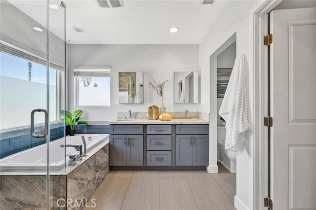 MLS #OC25175517 image #39