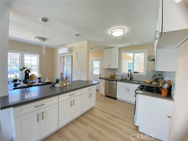 MLS #OC25175645 image #6