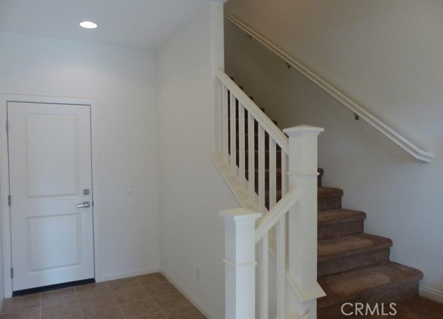 MLS #OC25175731 image #2