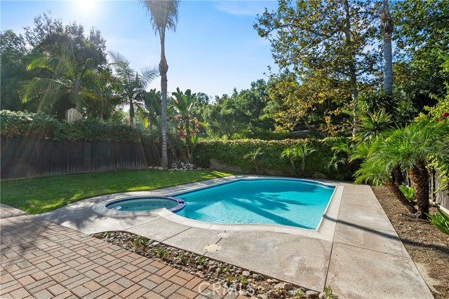 MLS #OC25176132 image #25