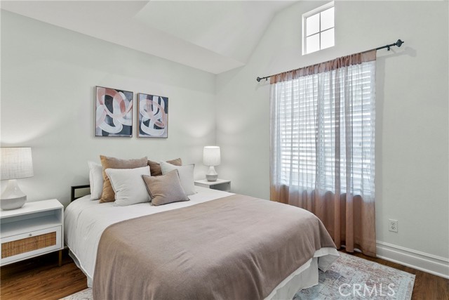 MLS #OC25176132 image #8