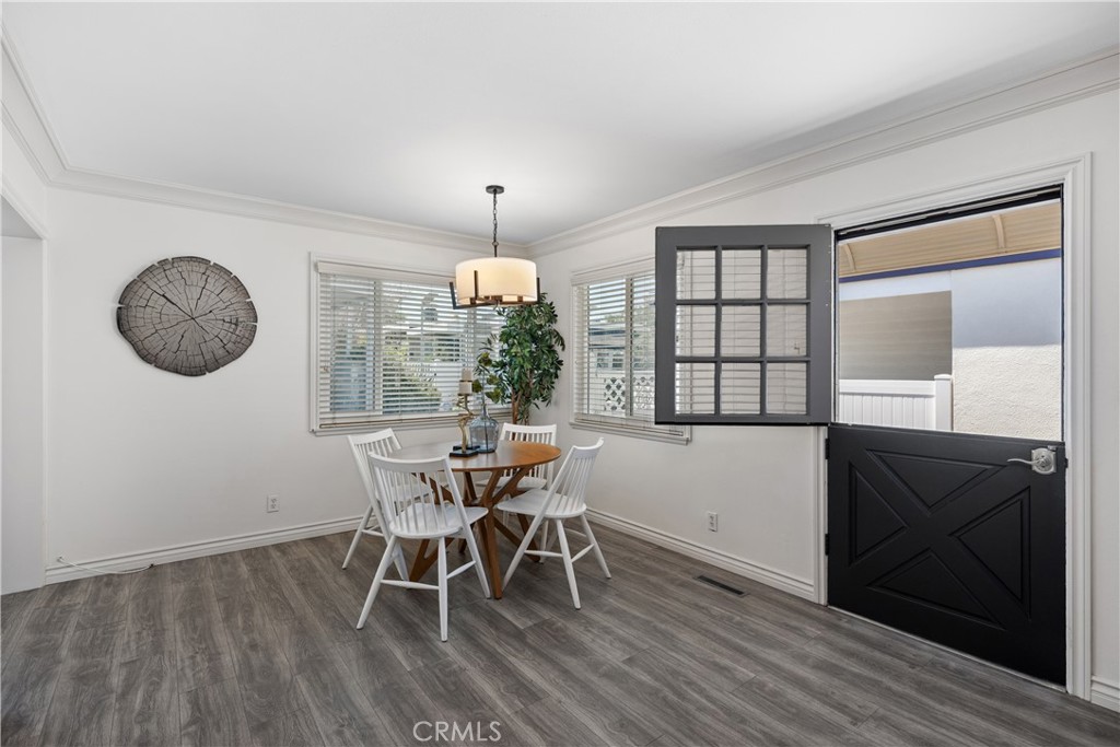 MLS #OC25176182 image #12