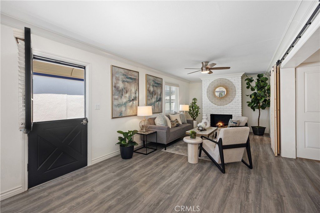 MLS #OC25176182 image #13