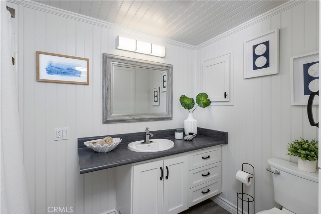 MLS #OC25176182 image #30