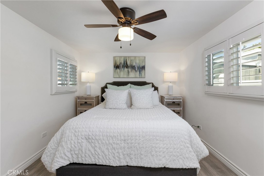 MLS #OC25176182 image #33