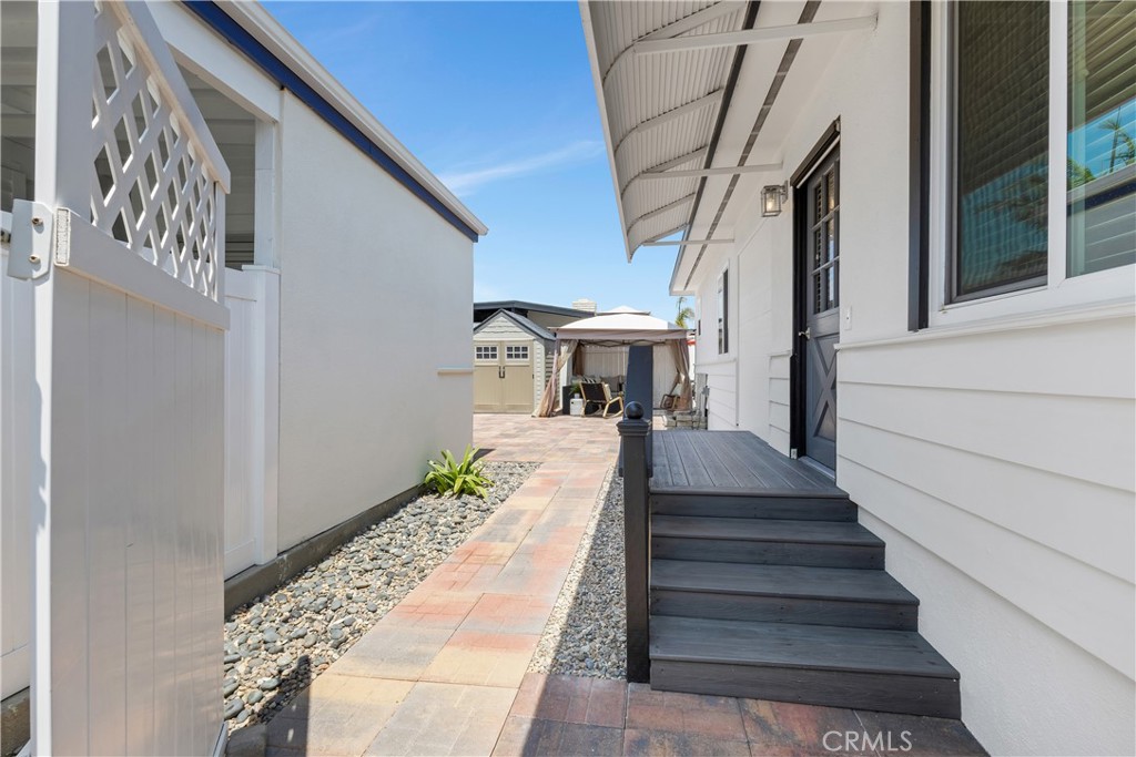 MLS #OC25176182 image #4