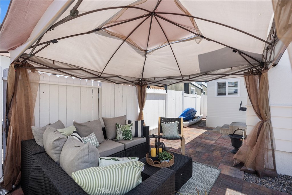 MLS #OC25176182 image #41