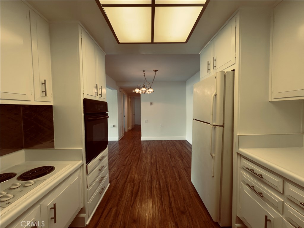 MLS #OC25176233 image #11