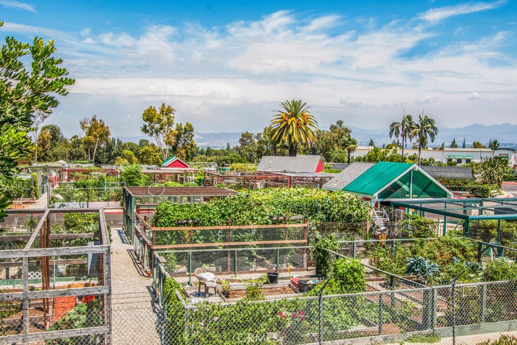 MLS #OC25176233 image #27