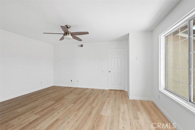 MLS #OC25176237 image #17