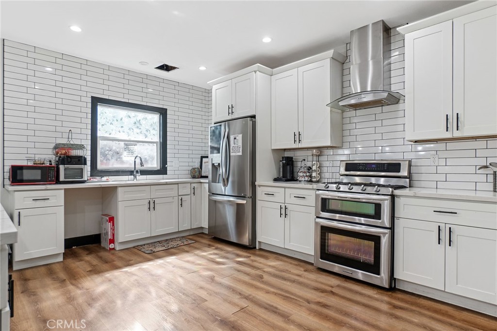 MLS #OC25176241 image #11