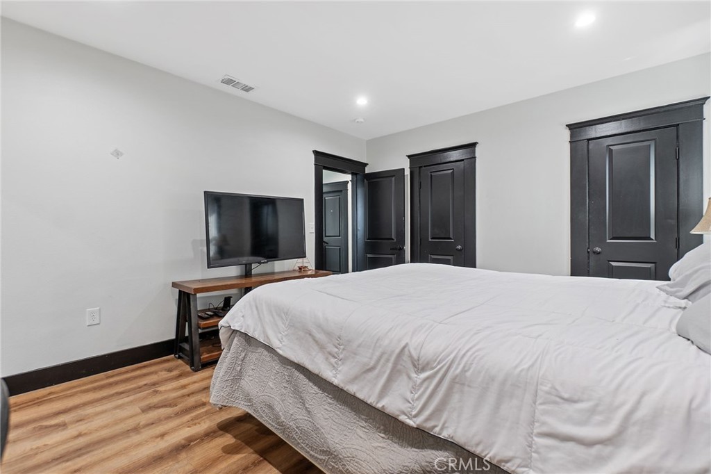 MLS #OC25176241 image #19