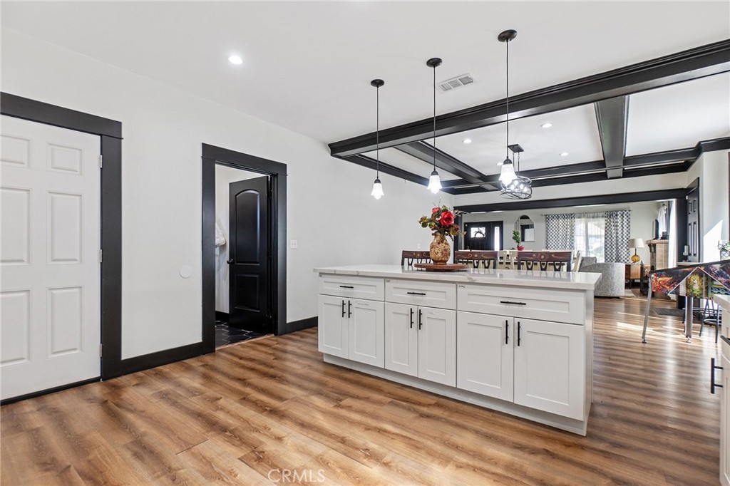 MLS #OC25176241 image #9