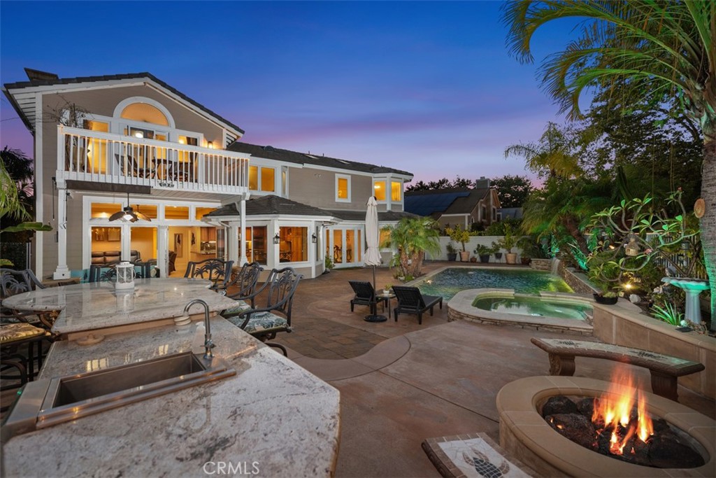 MLS #OC25176261 image #1