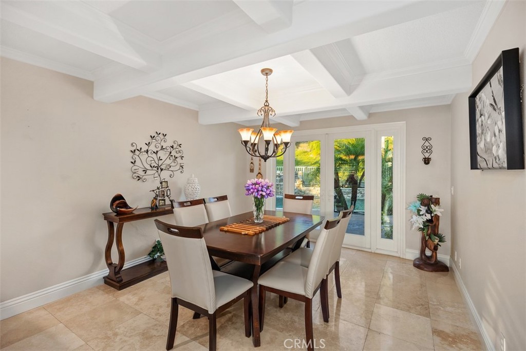 MLS #OC25176261 image #10