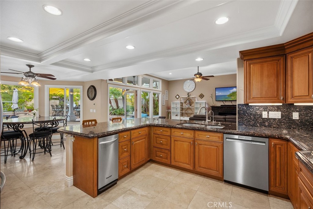 MLS #OC25176261 image #12