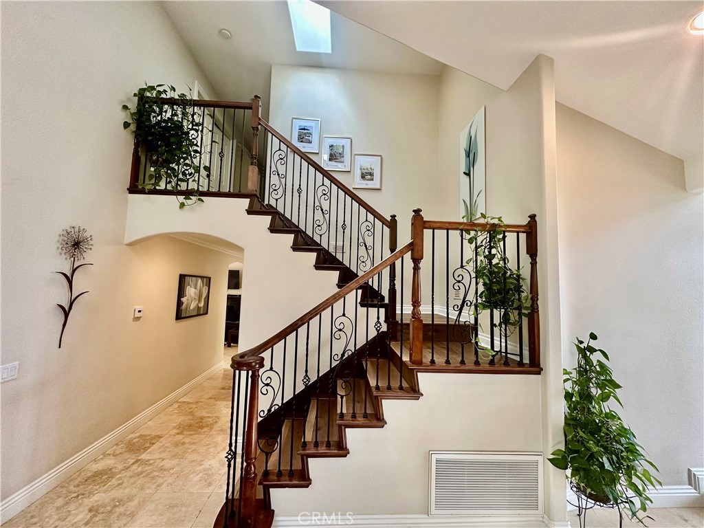 MLS #OC25176261 image #21