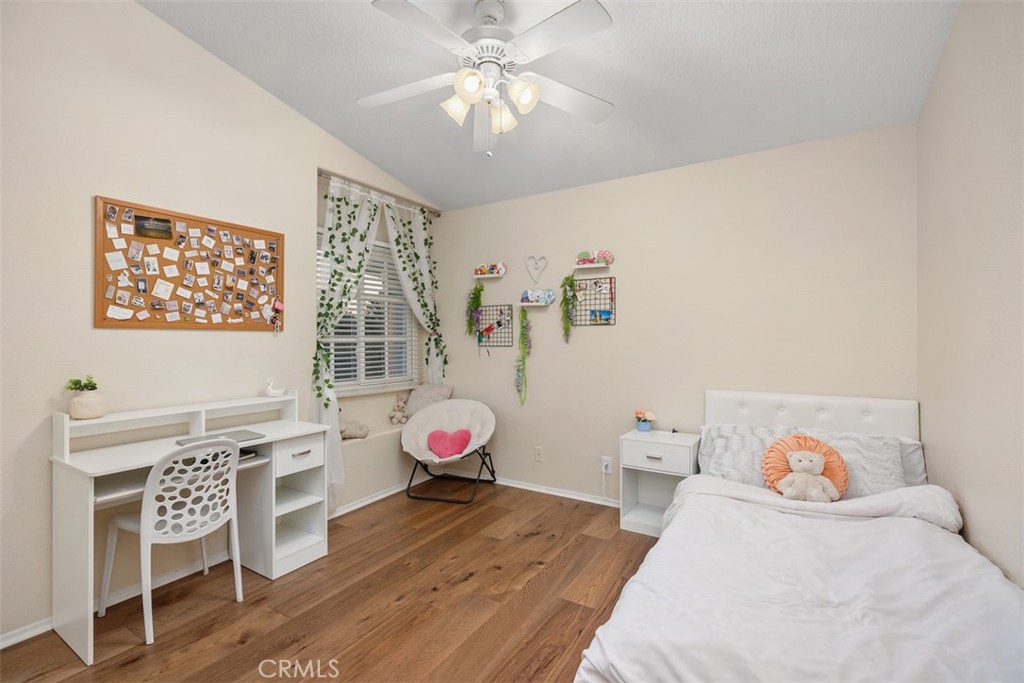 MLS #OC25176261 image #27