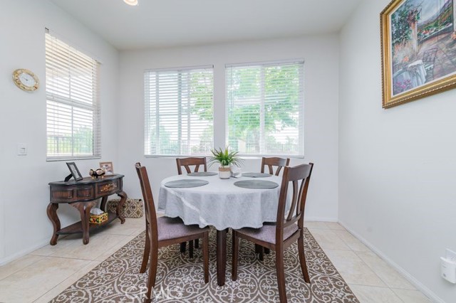 MLS #OC25176382 image #5
