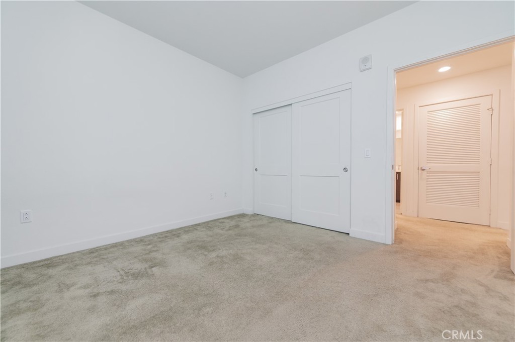 MLS #OC25176441 image #11