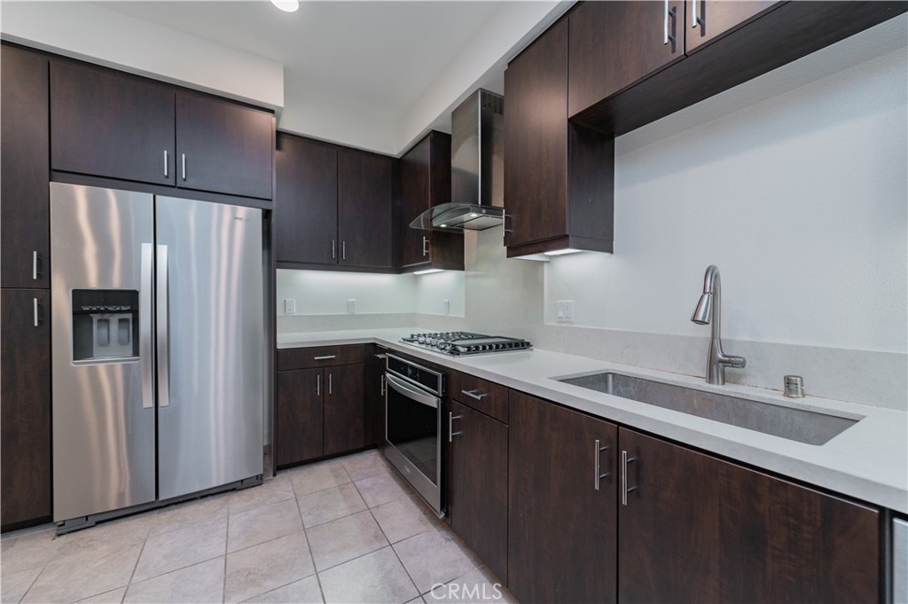 MLS #OC25176441 image #7