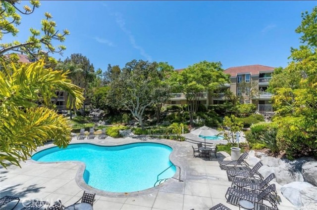 MLS #OC25176542 image #5