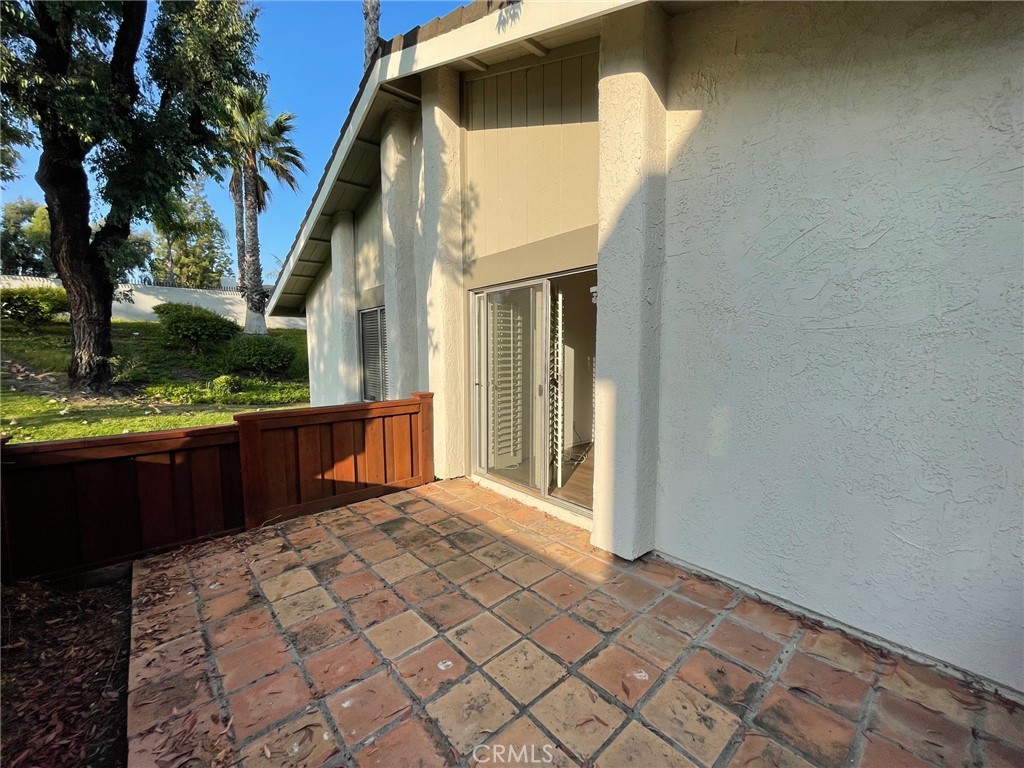 MLS #OC25176546 image #9