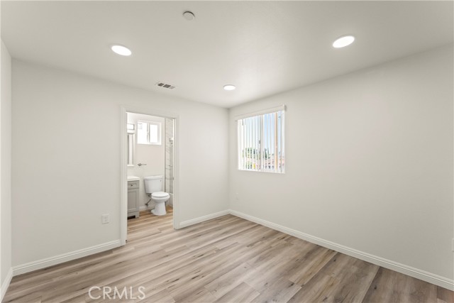 MLS #OC25176563 image #13