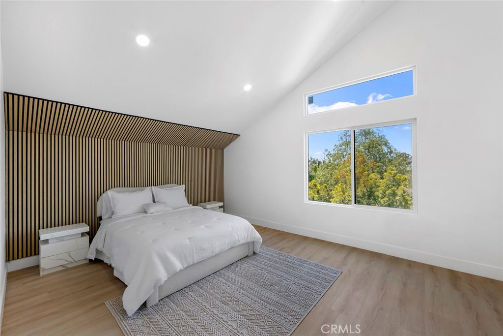 MLS #OC25176637 image #21