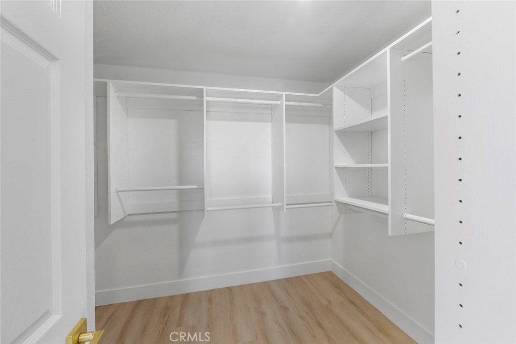 MLS #OC25176637 image #23