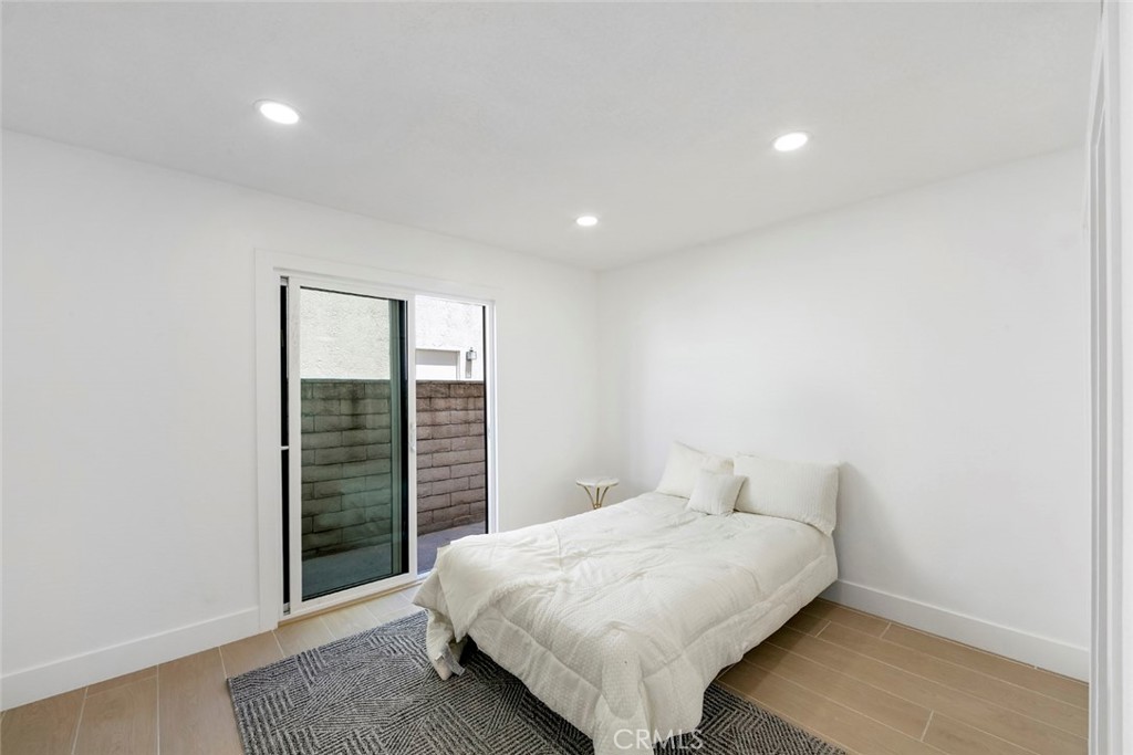 MLS #OC25176637 image #26