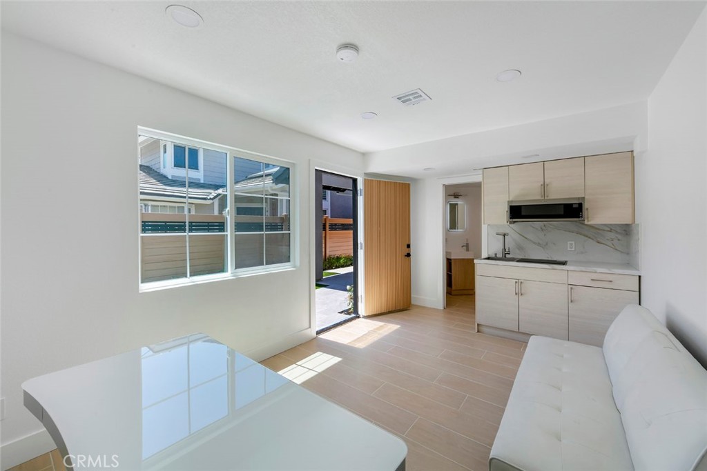 MLS #OC25176637 image #27