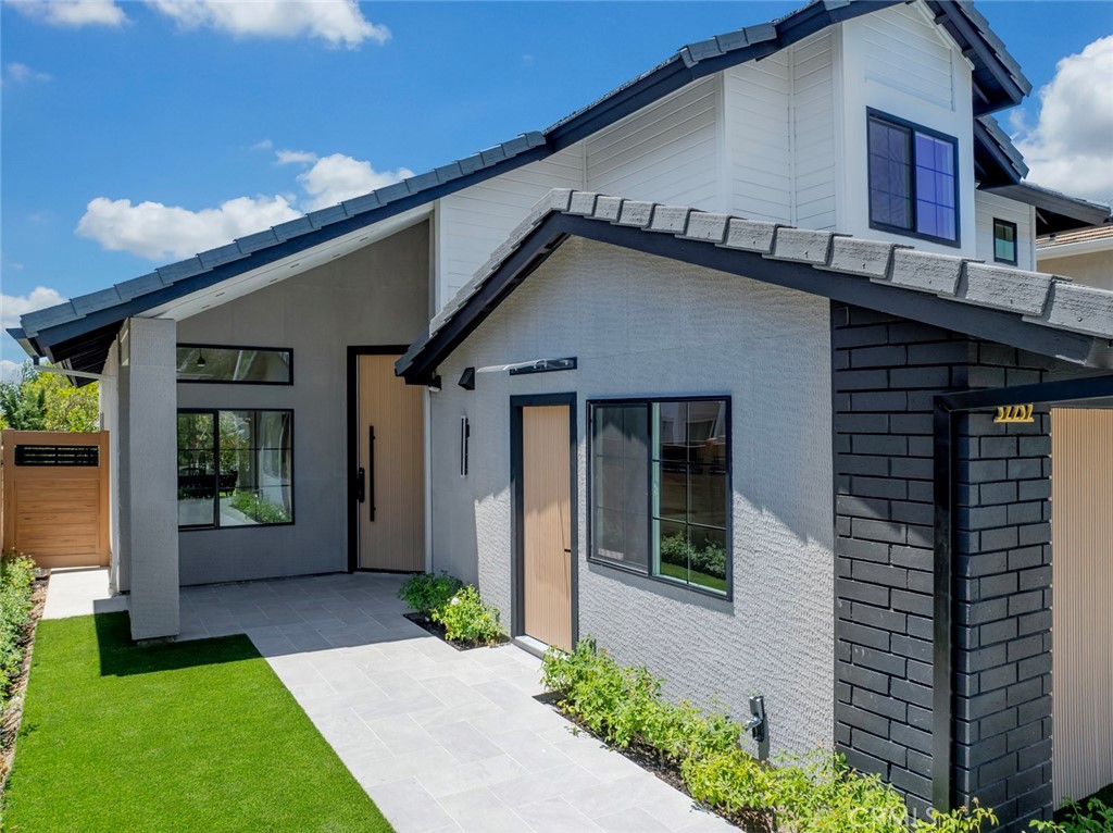 MLS #OC25176637 image #4