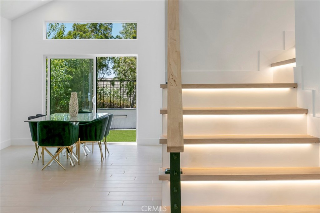 MLS #OC25176637 image #8