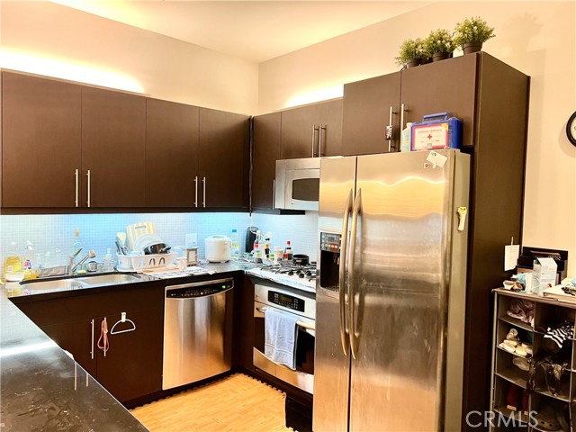 MLS #OC25176651 image #2