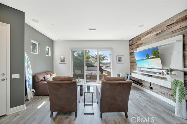 MLS #OC25176688 image #13
