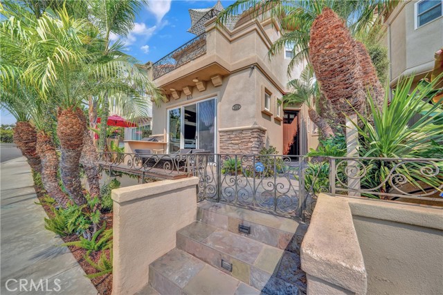 MLS #OC25176688 image #3
