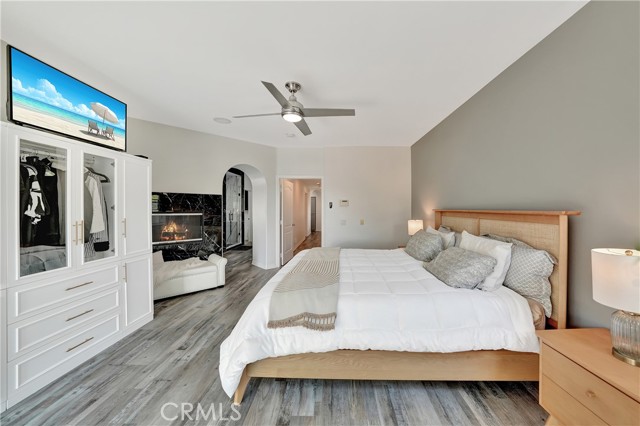 MLS #OC25176688 image #31