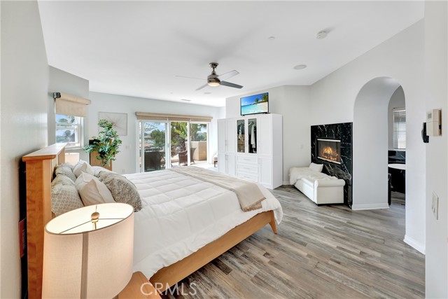 MLS #OC25176688 image #32