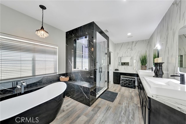 MLS #OC25176688 image #34