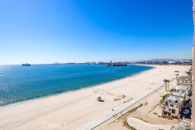 MLS #OC25176726 image #1