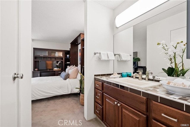 MLS #OC25176726 image #16