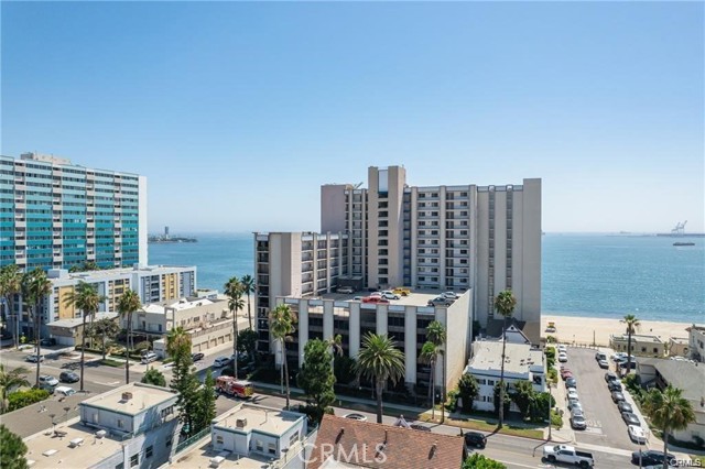 MLS #OC25176726 image #2