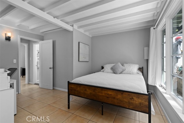 MLS #OC25176735 image #11