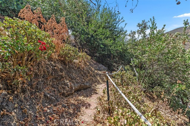 MLS #OC25176735 image #21