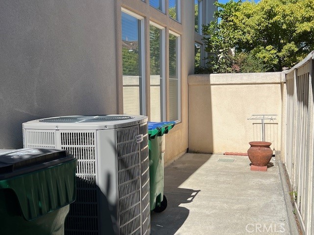 MLS #OC25176747 image #30