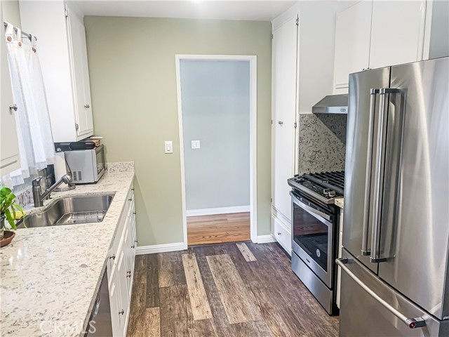 MLS #OC25176771 image #10