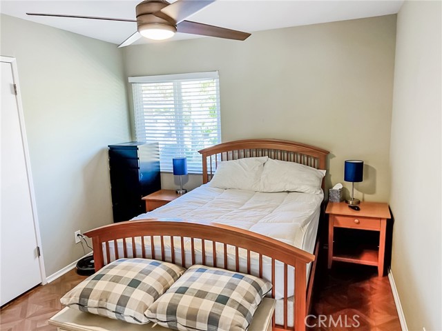 MLS #OC25176771 image #13